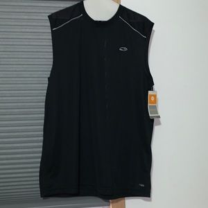 🚨DONATING SOON🚨Champion Men Sleeveless Shirt